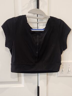 aerie Black Cropped Button-Front Top